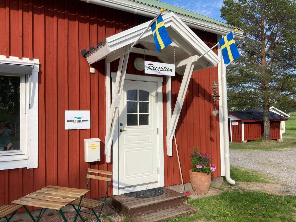 Sangis Motell Och Camping Exterior photo