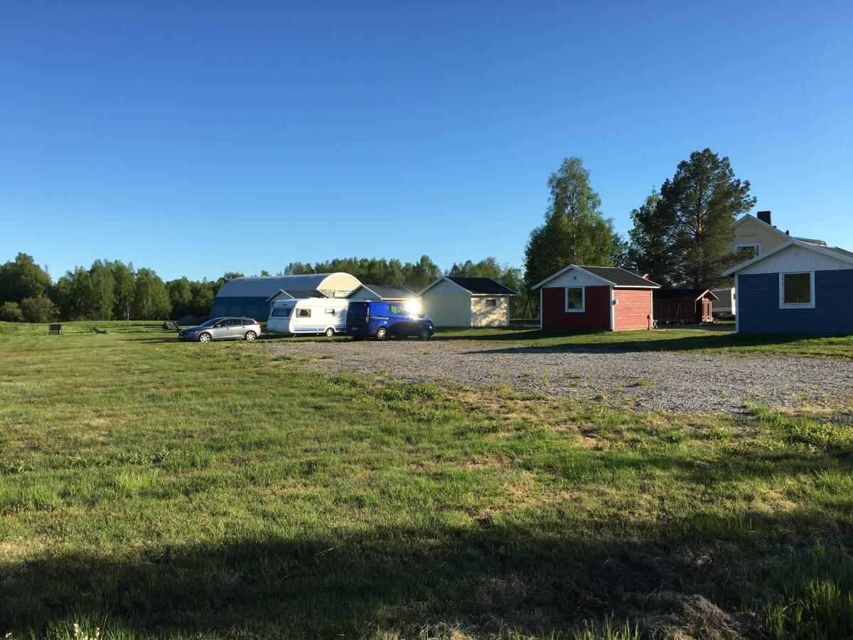 Sangis Motell Och Camping Exterior photo